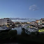 Hispaniola, Avec Vue Sur La Marina Et Parking Prive Saint-Cyprien (Pyrenees-Orientales)